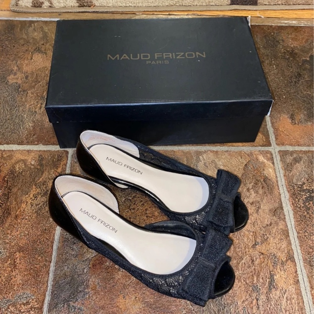 Black Lace Leather Wedges